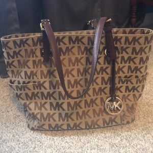 👛💋Michael Kors purse/Tote